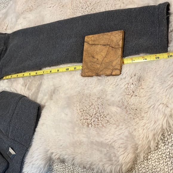 Oakley Gretchen Bleiler Signature Series Gray Button Down Fleece Jacket XS - Picture 11 of 13